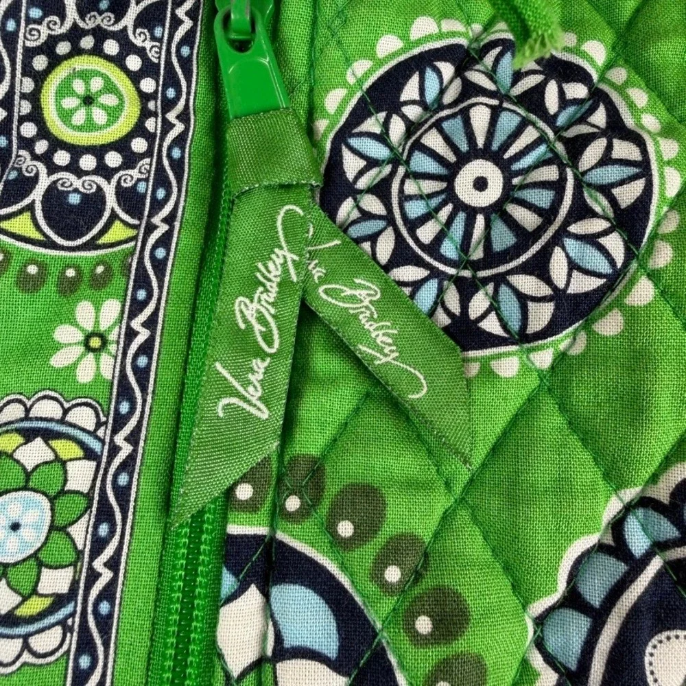 Vera Bradley Cupcake Green Quilted Cotton Drawstring Cinch Backpack Bag Retired
